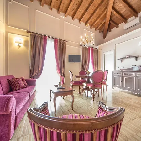 Lady Capulet Apartments-2
