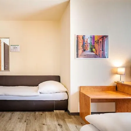Schroeders City-Style-Hotel-2