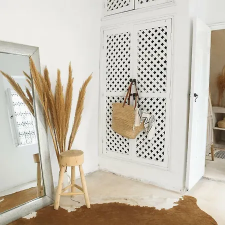 Riad Shiraz Private House Pool & Hammam-3