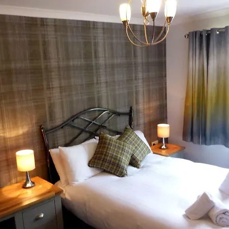Holly Tree Cottage-3