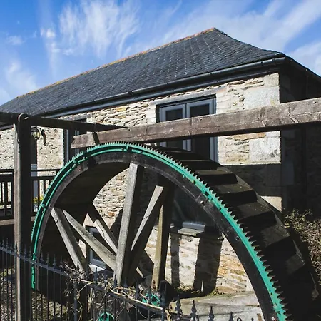 Goonwinnow Farm Cottages-3