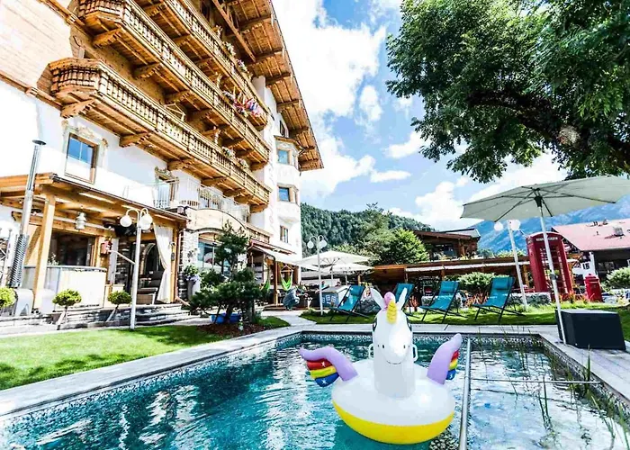 Сity center hotels Alpenhotel Tyrol - B&B - Adults Only - Alpines Lifestylehotel