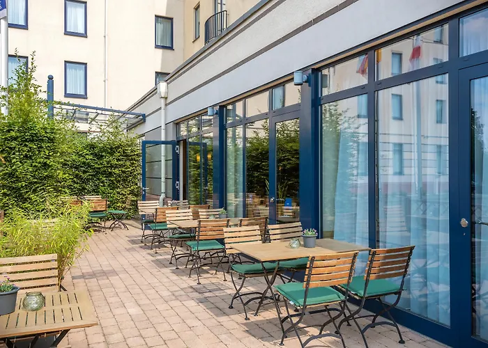  Holiday Inn Express Dortmund By Ihg