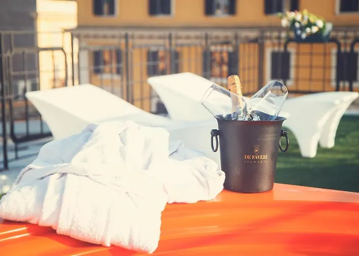 Boutique hotel only: Orange Hotel