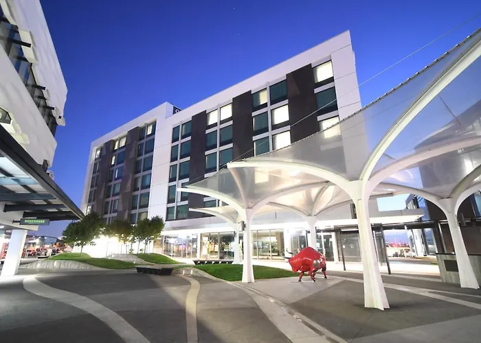 Hotel with view: Quest Highbrook