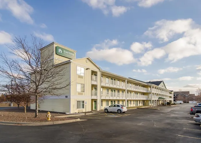 Hometowne Studios By Red Roof - Glendale/ Cherry Creek