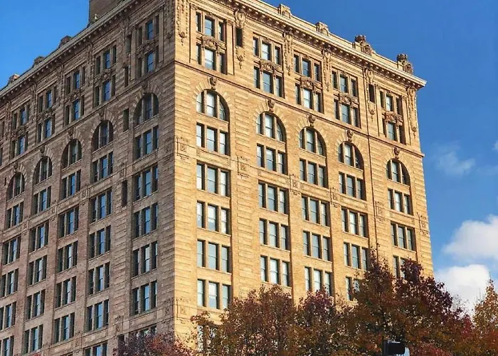 Abode Pittsburgh - Downtown Convention Center