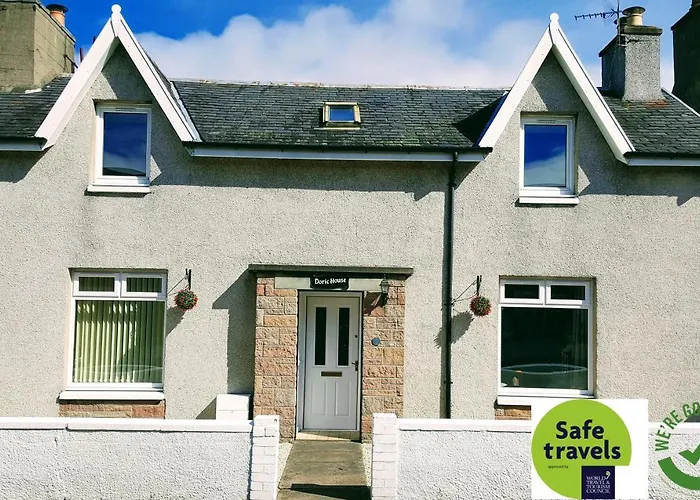 3 star hotels Doric House