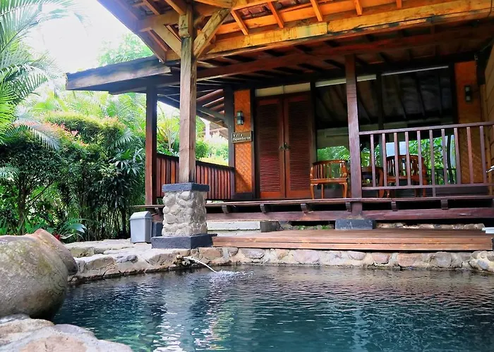 Holidays home Tirta Arsanta Hot Springs &