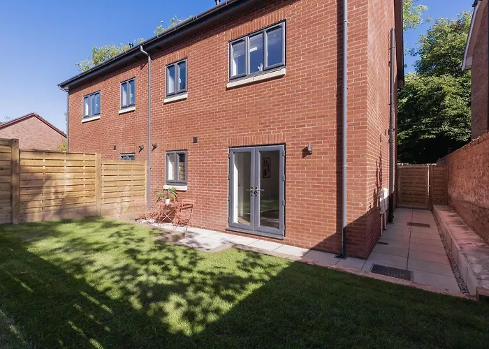 Moseley Gardens Fallowfield