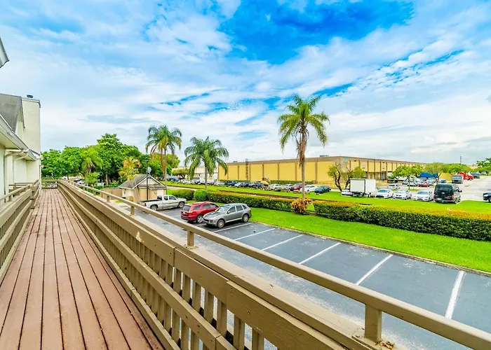 All Vacation Rentals Doral Inn & Suites Miami Airport West
