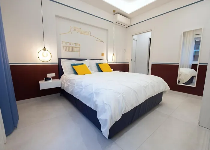 Hotel vicino al College: Napoli City Center - Appartamenti e Camere