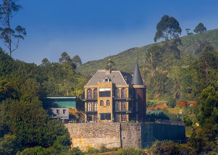 Family Hotel: The Wind Castle