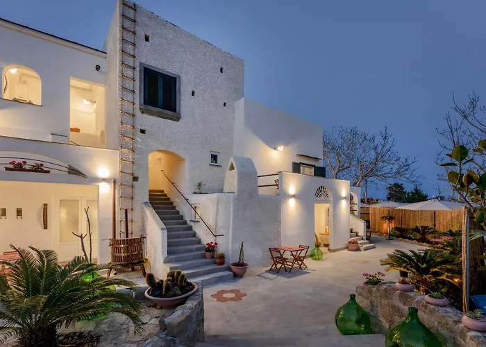 Cala Cala Rooms,Restaurant & Farm Experience
