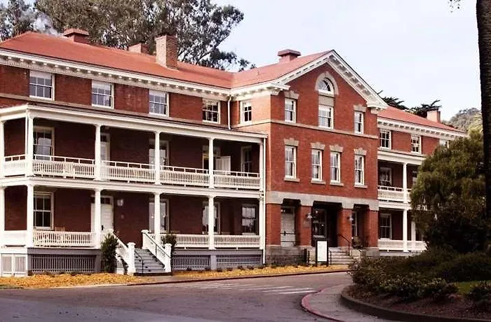Hotel: Inn At The Presidio Historic Hotels Of America