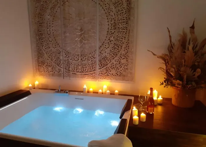  Nest House & Relax