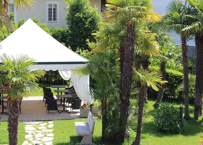 Hotel con piscina: Hotel Dolomiti