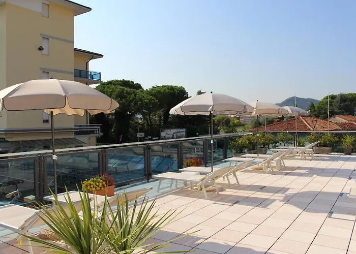 Hotel con piscina: Hotel Dolomiti