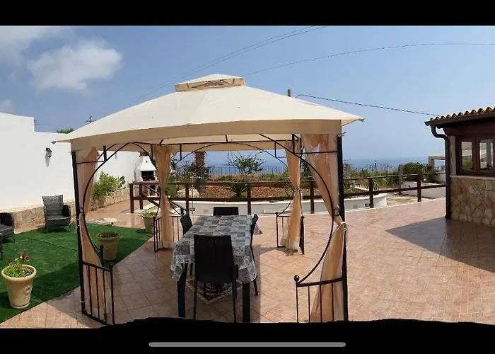 Hotel con piscina: Villa Costa Sauci