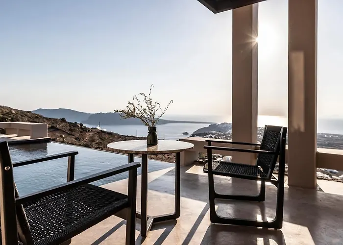 5 star hotels Nimbus Santorini