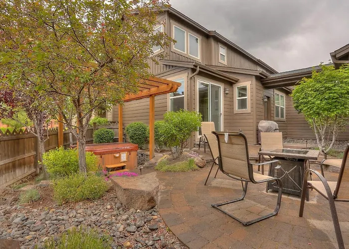 Vantage Point Townhouse