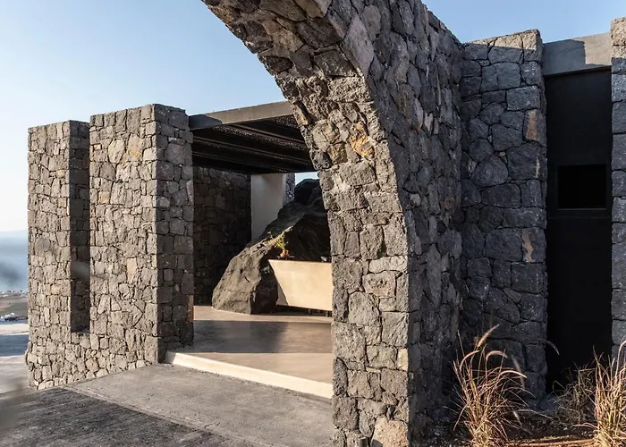 5 star hotels Nimbus Santorini