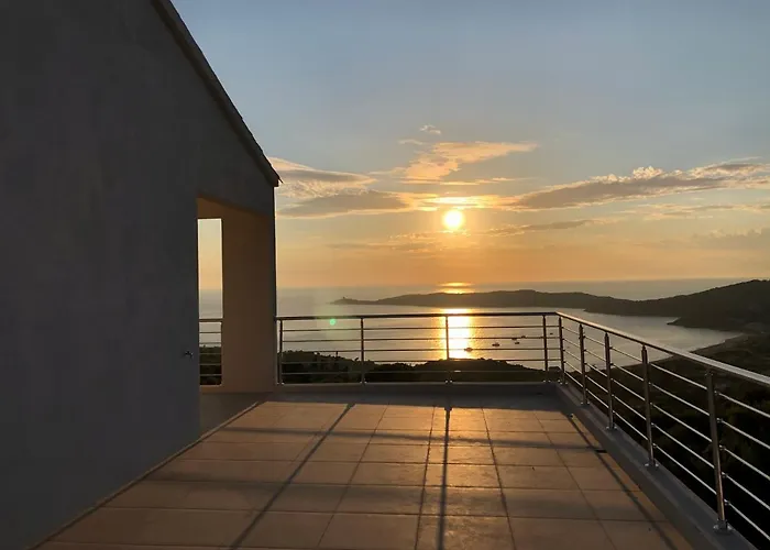 Villa Cargese