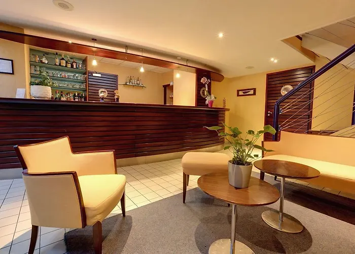 Hôtel Restaurant l'Hirondelle