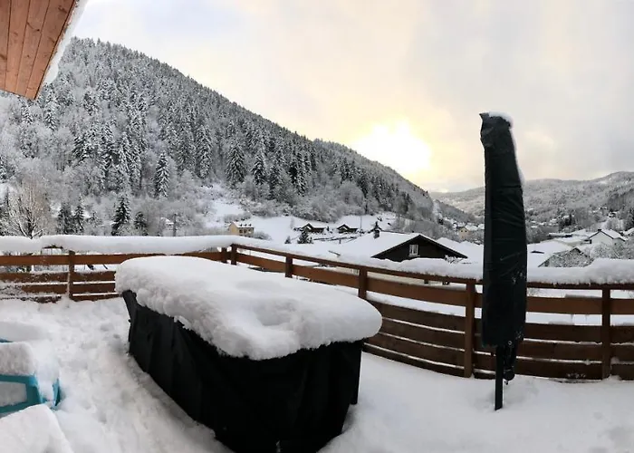 Chalet individuel - Panoramique montagnes&Proche LAC