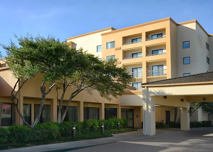Sonesta Select Central Expressway