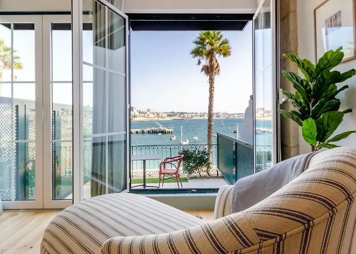 Guest house: Westlight Cascais Chalet - Adults Only