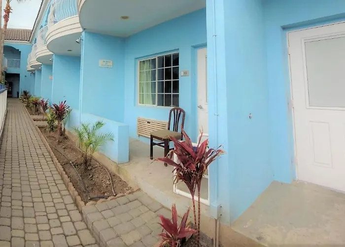 Family Hotel: Casa Bella Hotel And Suites