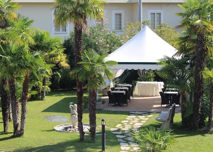 Hotel con piscina: Hotel Dolomiti