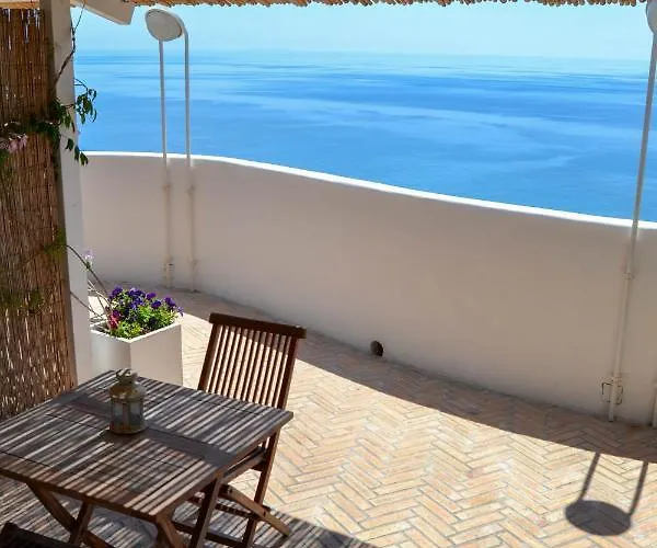 Maridea - Cave Suites Ponza