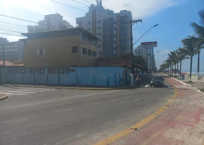 Hostel Ariel Beach Pousada