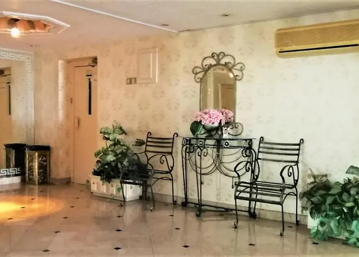 Nuzha Hotel Apartments