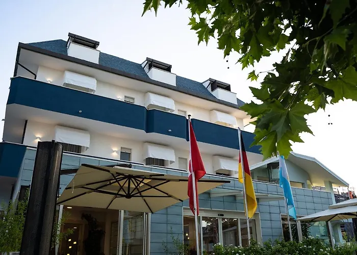 Hotel con golf: Hotel Mare Blu