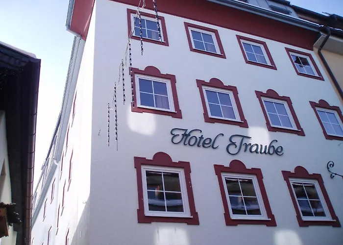 Hotel met uitzicht: Hotel Traube
