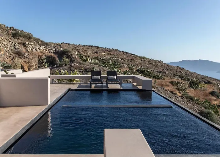 5 star hotels Nimbus Santorini