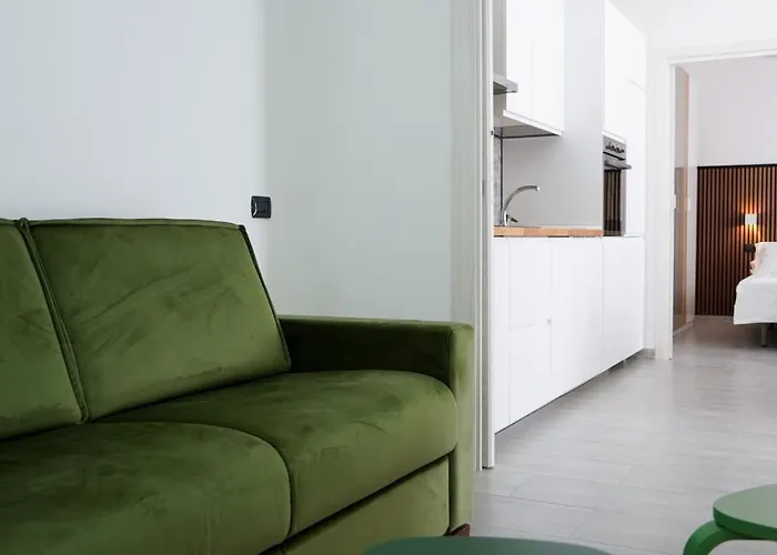 Costantino Luxury