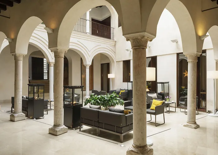 Luxury hotel only: Hotel Posada Del Lucero