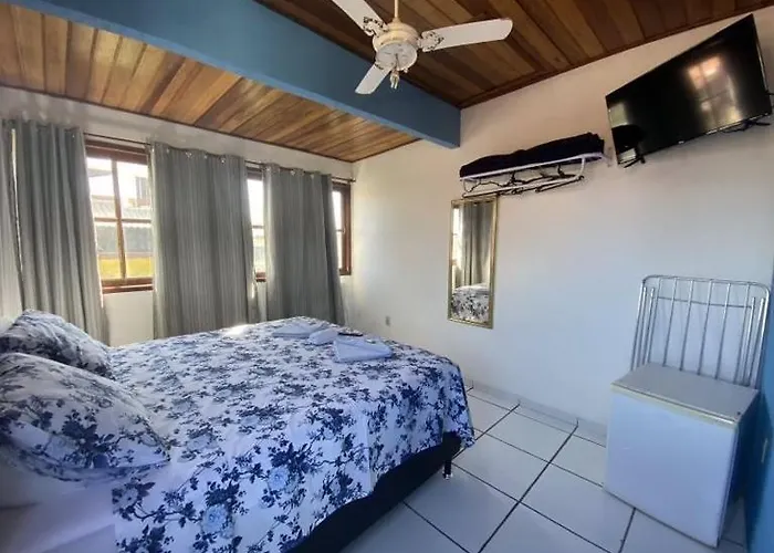 Alojamento com o café da manhã Apenas: Pousada Azul do Mar