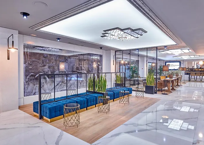 Gran Hotel Luna De Granada