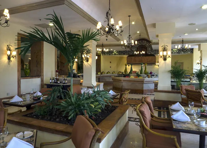Luxury hotel only: Fiesta Americana Merida