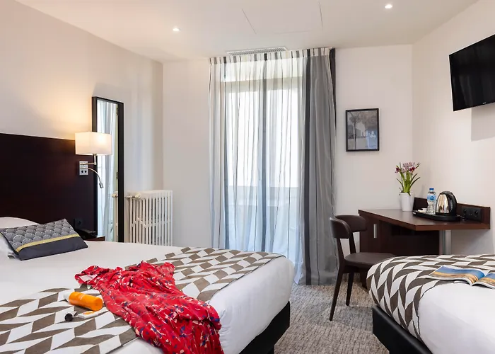 Hotel de praia: Hôtel Locarno Nice