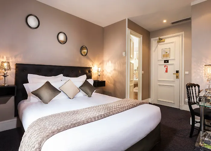  Claridge Paris