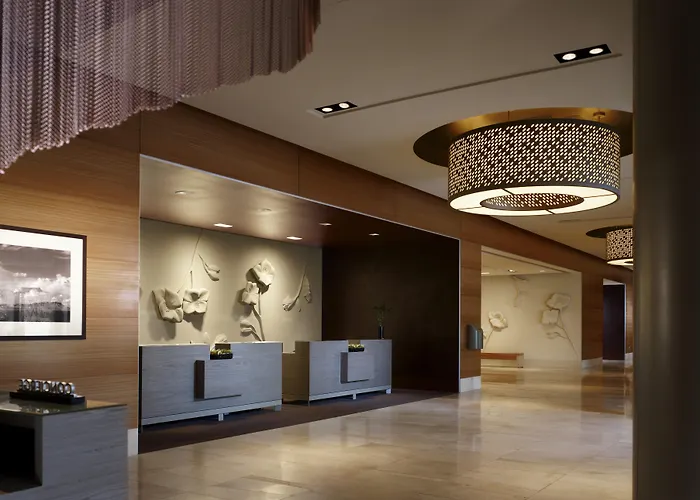 Hotels with tennis Westin Galleria Dallas