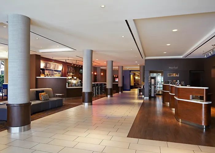 Courtyard By Marriott Lax / Century Boulevard