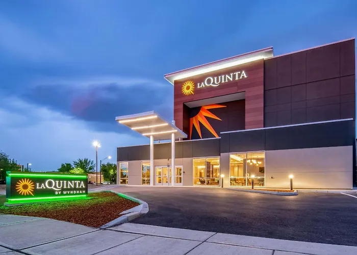 Cheap hotel: La Quinta Inn & Suites By Wyndham Spokane Downtown