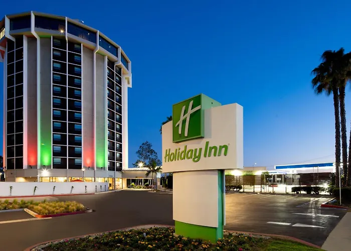 Cheap hotel: Holiday Inn Long Beach - Airport By Ihg